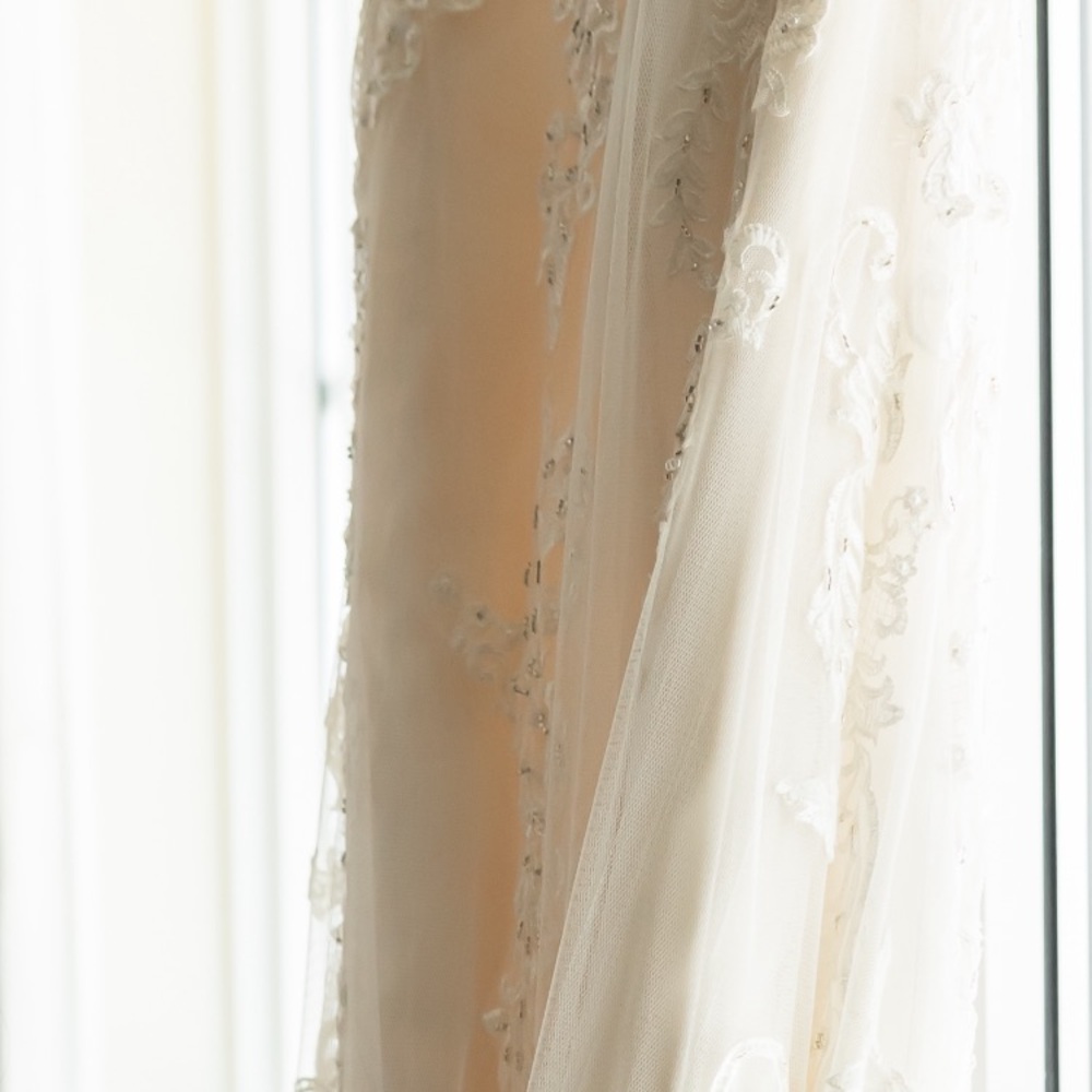 Wedding dress with Mikado satin overskirt! Matching sleeves with overskirt!